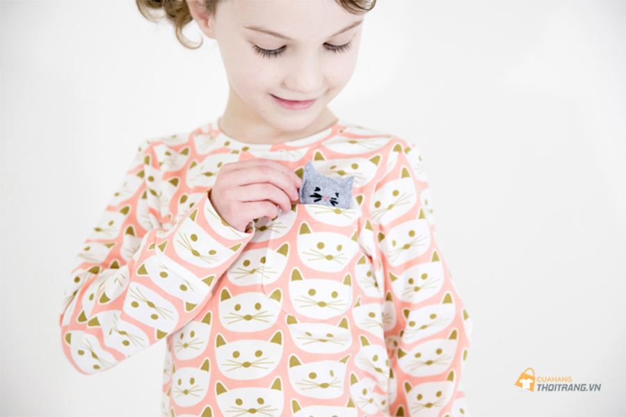 Bộ ngủ Pijama: Cách may túi áo pijama cùng mèo con cho bé